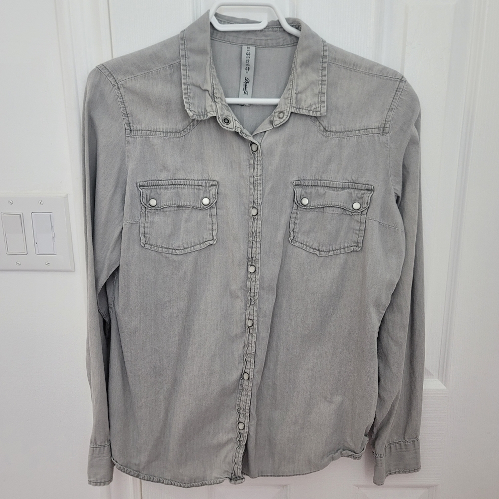 Denim & Co. Women Grey Button-Down Shirt